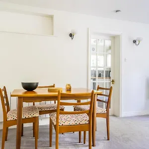 The By The Walls Apartment York